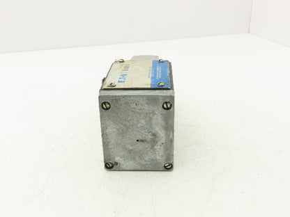 Vickers DG4S4-012A-50 Directional Control Single Solenoid Valve 120V Old Style