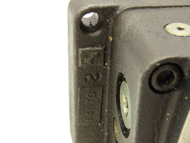 Vickers FCG 02 1500 50 Hydraulic Flow Control Valve Manual Knob 1500 PSI No Key