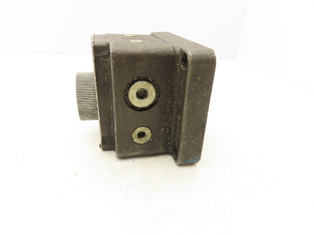 Vickers FCG 02 1500 50 Hydraulic Flow Control Valve Manual Knob 1500 PSI No Key