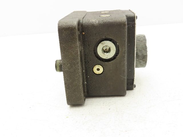 Vickers FCG 02 1500 50 Hydraulic Flow Control Valve Manual Knob 1500 PSI No Key