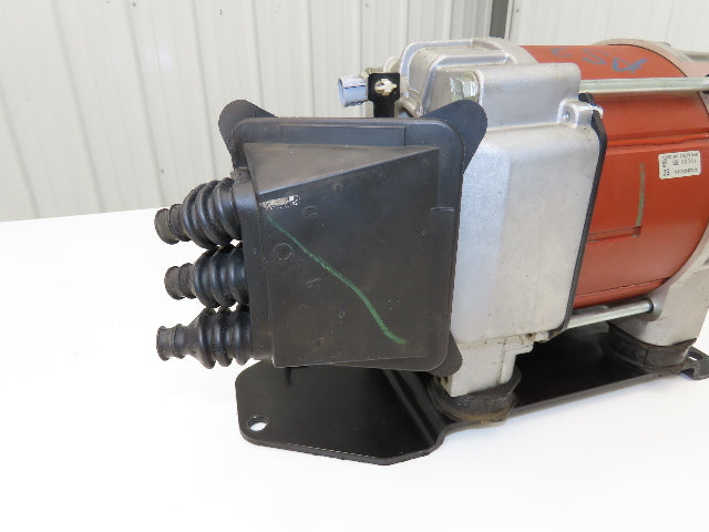 Toyota 14310-21470-71 Electric Forklift Hydraulic Pump Motor 24V 15.1kW 8FBCU30