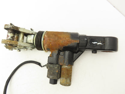 Toyota 43610-01160-71 Forklift Hydraulic Swing Lock Cylinder From 8FBCU30