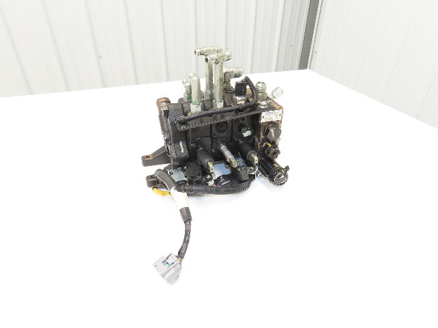 Toyota 67620-U3584-71 Hydraulic 3-Spool Forklift Mast Control Valve From 8FBCU30