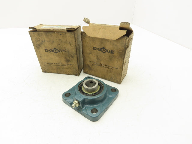 Dodge 124100 F4B-SC-012 Flange Mount Bearing 3/4" Bore 4-Bolt  Lot of 2