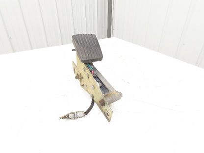 Hyster E50XM-27 Electric Forklift Accelerator Pedal Assembly With Potentiometer