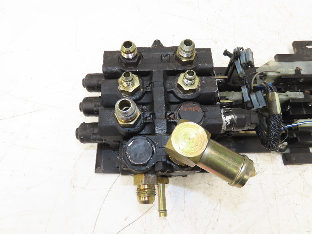 Husco 8500375 Hydraulic 3-Spool Mast Control Valve Manifold From E50XM-27