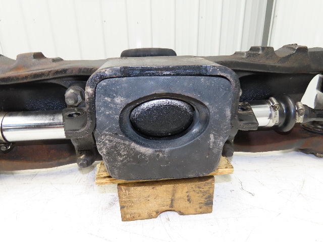 Hyster E50XM-27 Electric Forklift Rear Axle Dual Hydraulic Steering Assembly