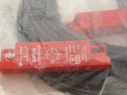 Allen Bradley 440N-S32039 Sipha GuardMaster Safety Non Contact Switch 10M Cable