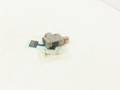 Keyence LR-ZB90CB Self-Contained CMOS Photoelectric Laser Proximity Sensor