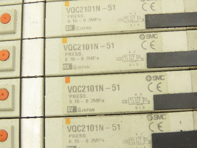 SMC VQC2101N-51 14-Station Plug-In Solenoid Valve Manifold D-Sub 24VDC