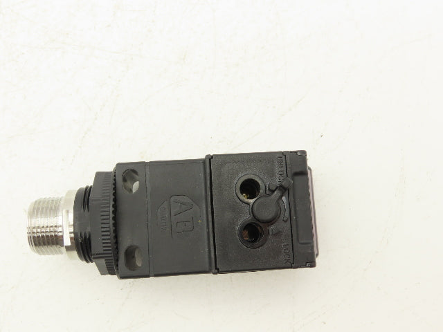 Allen Bradley 42GTF-9002-QD Photoswitch Polar Retroreflective 70-264VAC/DC Ser B