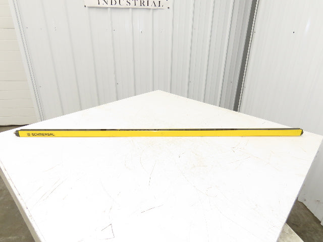 Schmersal SLC440COM-E-1450-14 Safety Light Curtain Emitter -Cracked Lens-