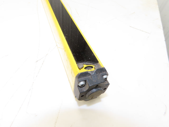 Schmersal SLC440COM-E-1450-14 Safety Light Curtain Emitter -Cracked Lens-