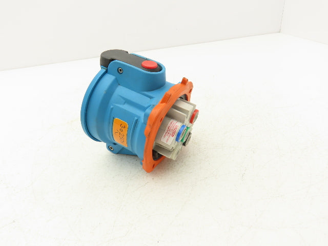 Meltric DSN60 Female Receptacle Plug 60A 3P+G 250VAC 3PH 7.5Hp Switch Rated 4X