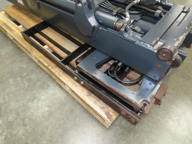Linde E32CL Forklift Mast Class III 3 Stage 4 Lever 190" Lift 3655 lbs Max