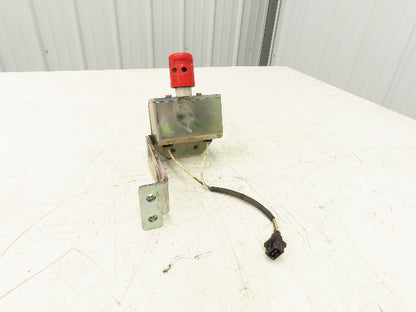 Linde Forklift E Stop With Bracket Removed From E32CL