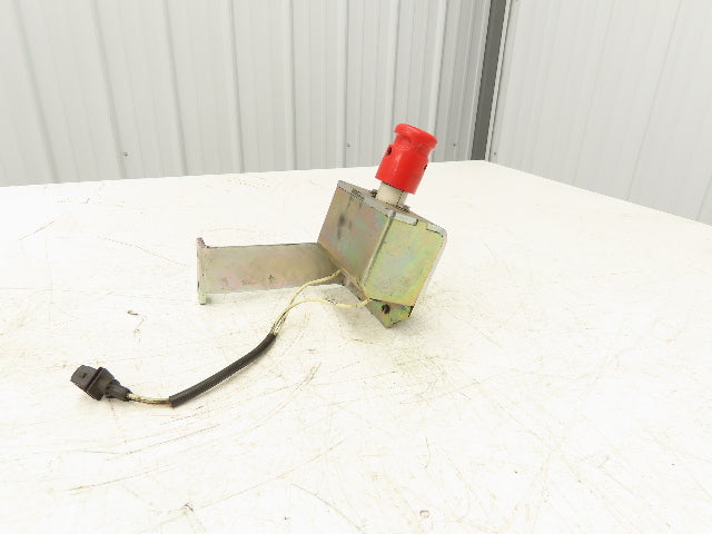 Linde Forklift E Stop With Bracket Removed From E32CL