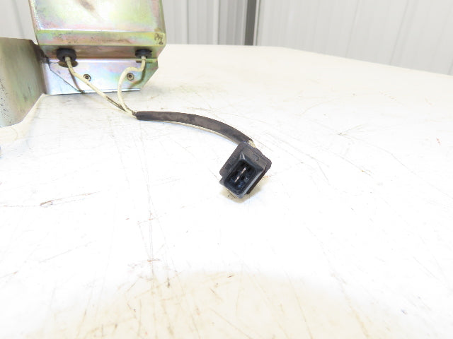 Linde Forklift E Stop With Bracket Removed From E32CL