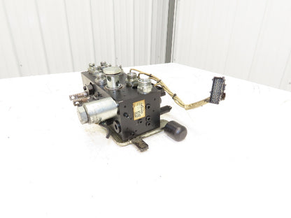 Linde L0009443761 Hydraulic 4-Lever Spool Valve Forklift Mast Control Off E32CL