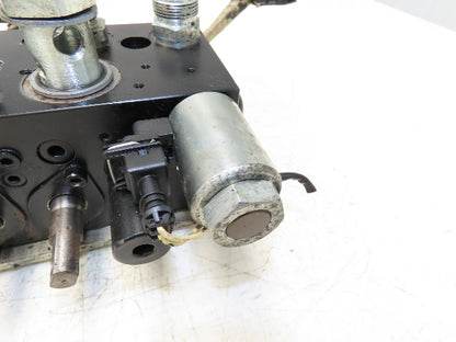 Linde L0009443761 Hydraulic 4-Lever Spool Valve Forklift Mast Control Off E32CL