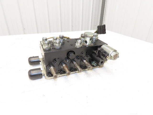 Linde L0009443761 Hydraulic 4-Lever Spool Valve Forklift Mast Control Off E32CL