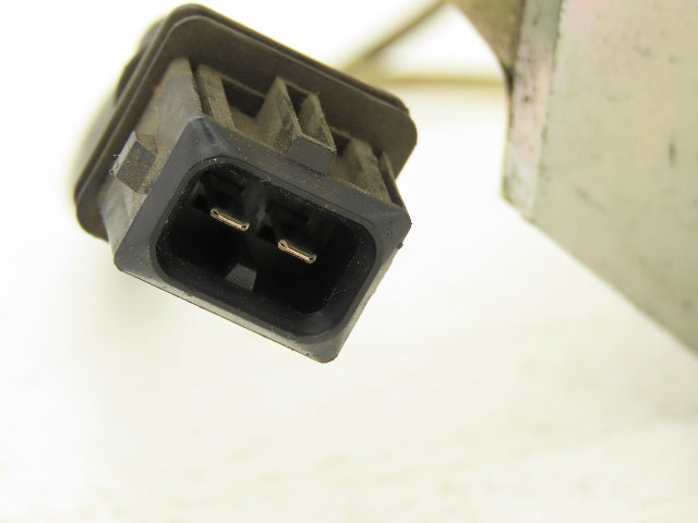 Linde Forklift E Stop With Bracket Removed From E32CL