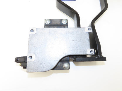 Linde Forklift Accelerator & Brake Pedal Assembly With Potentiometer From E32CL