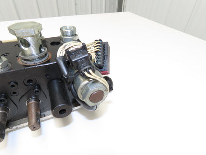 Linde L0009443761 Hydraulic 4-Lever Spool Valve Forklift Mast Control Off E32CL