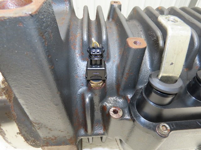 Linde AE30-11 Forklift Dual-Wheel & Motor Front Axle Assembly 14 Lug Off E32CL