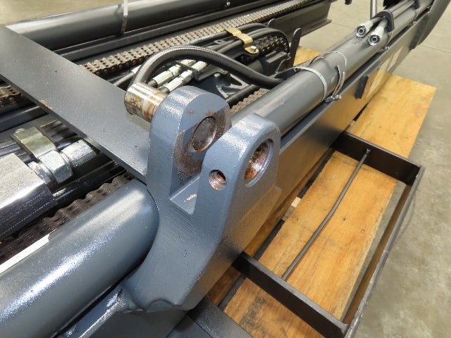 Linde E32CL Forklift Mast Class III 3 Stage 4 Lever 190" Lift 3655 lbs Max