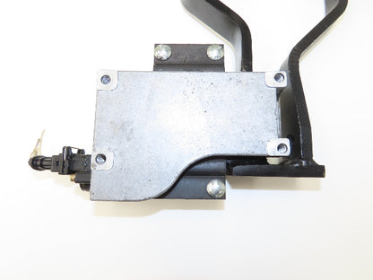 Linde Forklift Accelerator & Brake Pedal Assembly With Potentiometer From E32CL