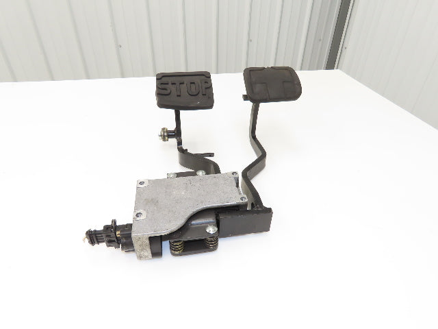 Linde Forklift Accelerator & Brake Pedal Assembly With Potentiometer From E32CL