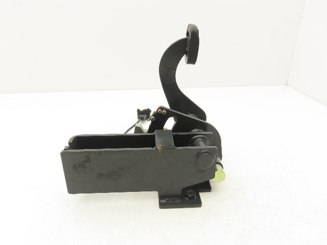 Linde Forklift Parking Emergency Brake Assembly Removed From E32CL