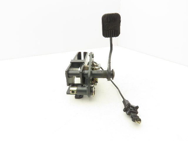 Linde Forklift Parking Emergency Brake Assembly Removed From E32CL