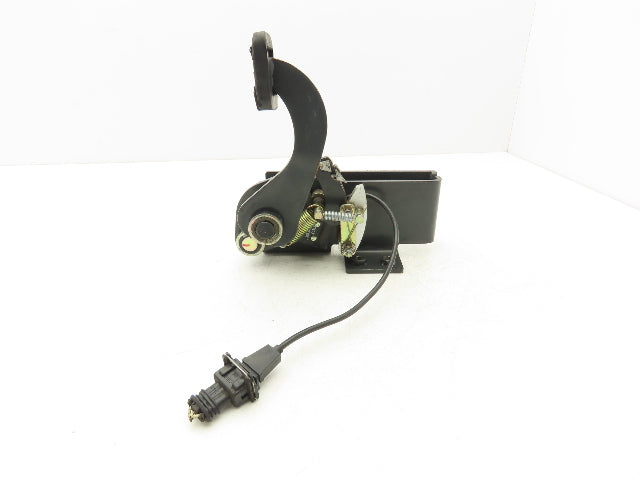 Linde Forklift Parking Emergency Brake Assembly Removed From E32CL