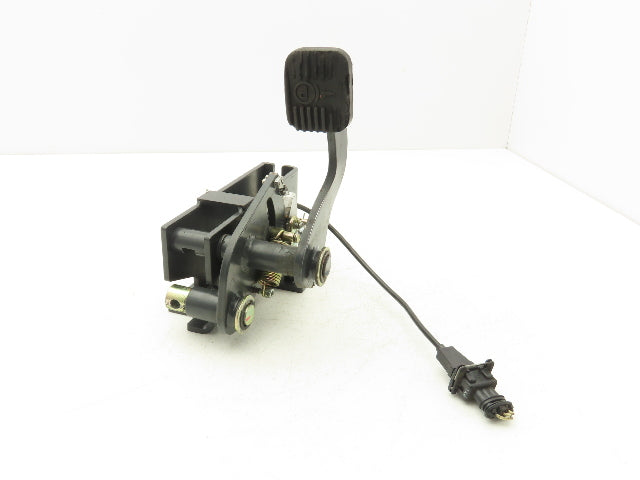 Linde Forklift Parking Emergency Brake Assembly Removed From E32CL