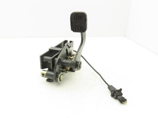 Linde Forklift Parking Emergency Brake Assembly Removed From E32CL