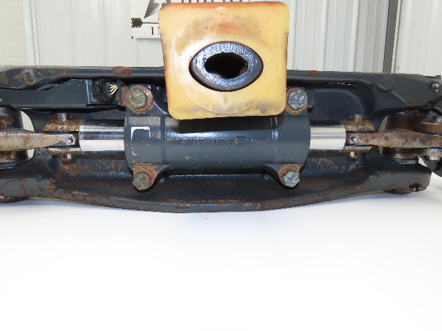 Linde E32CL Forklift Rear 5 Lug Axle Dual Hydraulic Steering Assembly