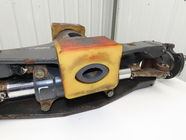 Linde E32CL Forklift Rear 5 Lug Axle Dual Hydraulic Steering Assembly