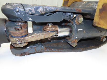 Linde E32CL Forklift Rear 5 Lug Axle Dual Hydraulic Steering Assembly