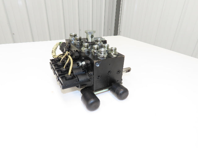 Linde L0009443761 Hydraulic 4-Lever Spool Valve Forklift Mast Control Off E32CL