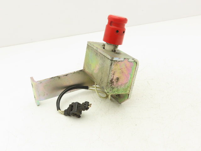 Linde Forklift E Stop With Bracket Removed From E32CL