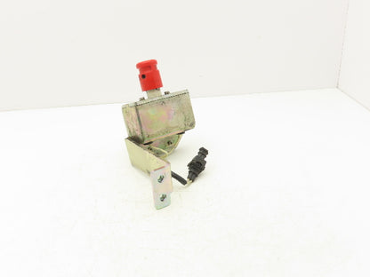Linde Forklift E Stop With Bracket Removed From E32CL