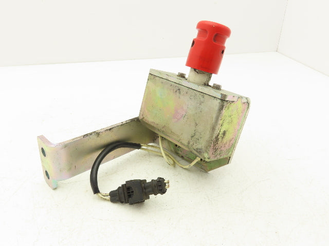 Linde Forklift E Stop With Bracket Removed From E32CL