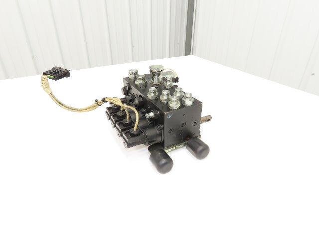 Linde L0009443761 Hydraulic 4-Lever Spool Valve Forklift Mast Control Off E32CL