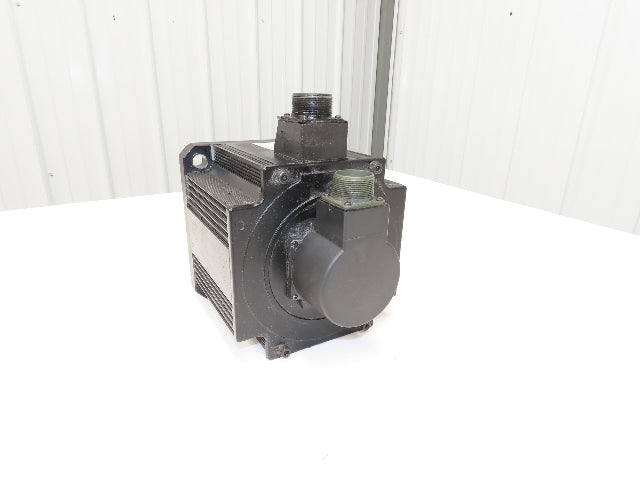 Panasonic MDM452M3C AC Servo Motor 4.5kw 2000 RPM 200V 3PH