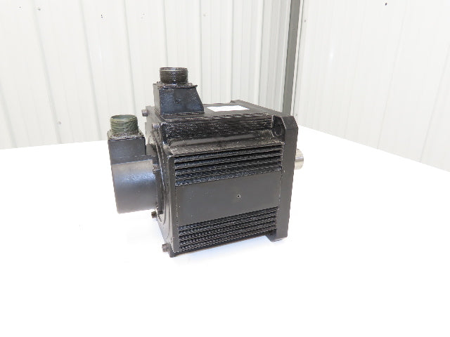 Panasonic MDM452M3C AC Servo Motor 4.5kw 2000 RPM 200V 3PH