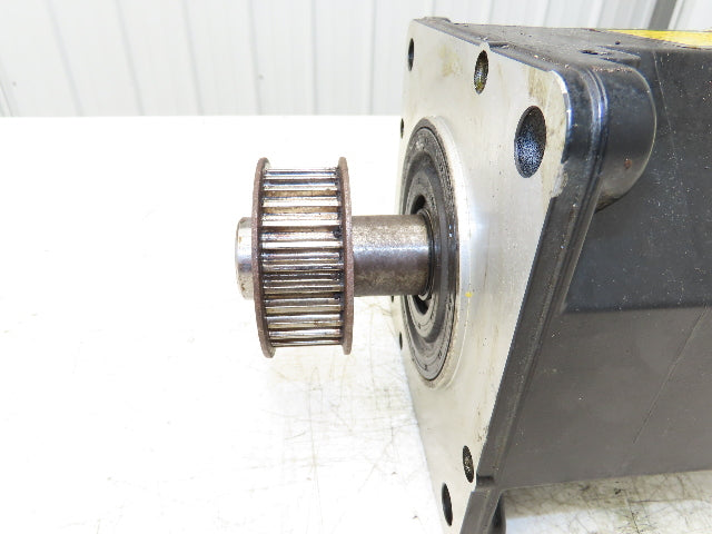 Fanuc A06B-0142-B077 AC Servo Motor 2.1kW 186V 2000 RPM 7.4A 3PH