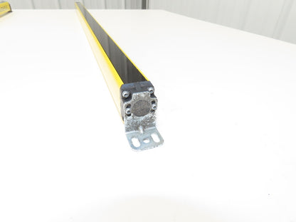 Schmersal SLC440COM-ER-0890-14 Safety Light Curtain Transmitter & Receiver Set