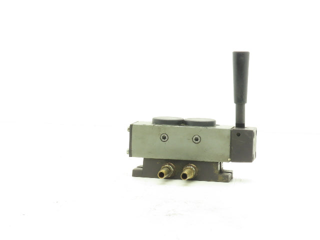 Rexroth R431008498 TaskMaster Pneumatic Directional Valve 3-Pos Lever 200psi